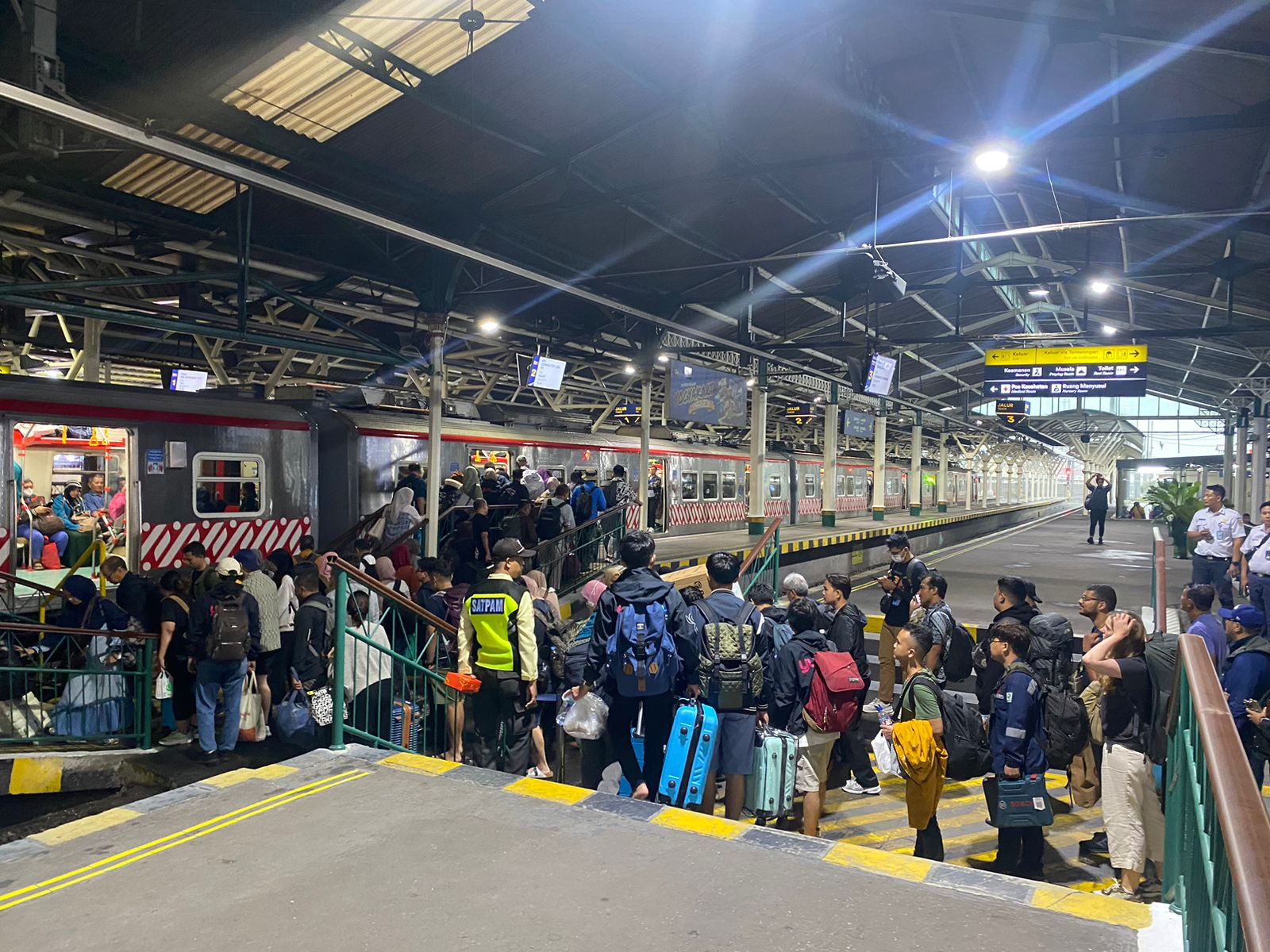 Okupansi Tiket Kereta Api Daop 6 Yogyakarta untuk Libur Nataru 2024/2025 Mulai Meningkat