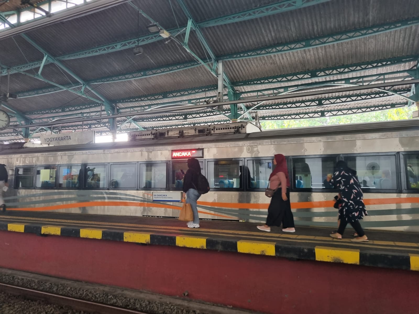 KAI Daop 6 Yogyakarta Hadirkan Kereta Api Ekonomi Bersubsidi, Solusi Transportasi Terjangkau dan Nyaman