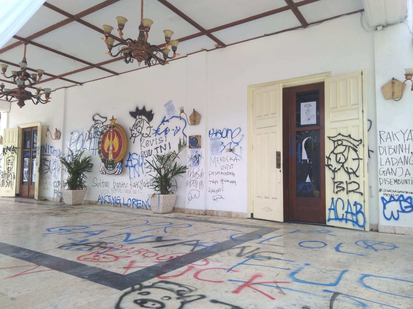 Gedung DPRD DIY Jadi Sasaran Vandalisme, MADYA Desak Tindakan Tegas