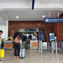 Ramai Penumpang di Tengah Arus Balik, Stasiun Yogyakarta Catat Lonjakan Hingga Ratusan Ribu