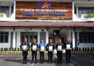 KAI Daop 6 Yogyakarta Apresiasi Petugas yang Kembalikan HP Penumpang KA Manahan Priority