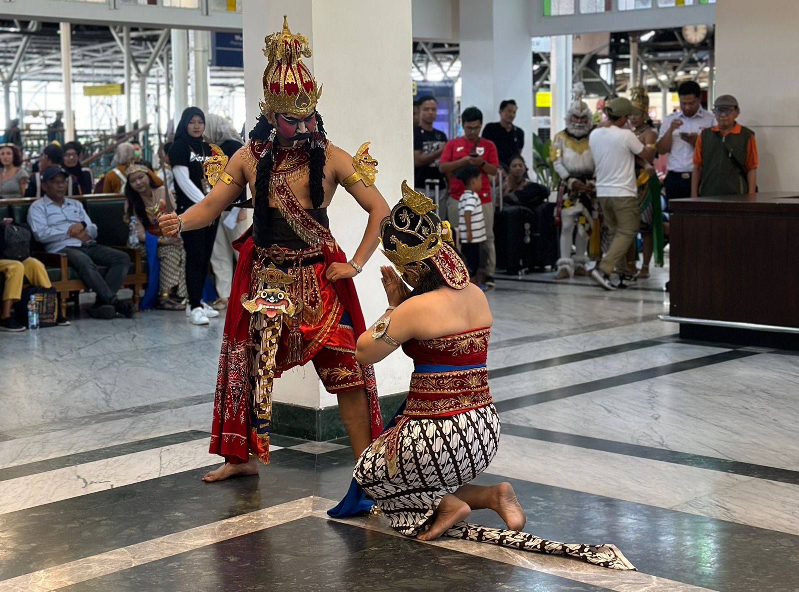 Rayakan HUT ke-80, KAI Daop 6 Hadirkan Ramayana Ballet di Stasiun Yogyakarta