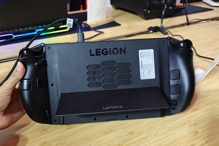 Lenovo Legion Go 2 Resmi Meluncur di Indonesia: Lebih Bertenaga, Lebih Nyaman, dan Kini Pakai Layar OLED