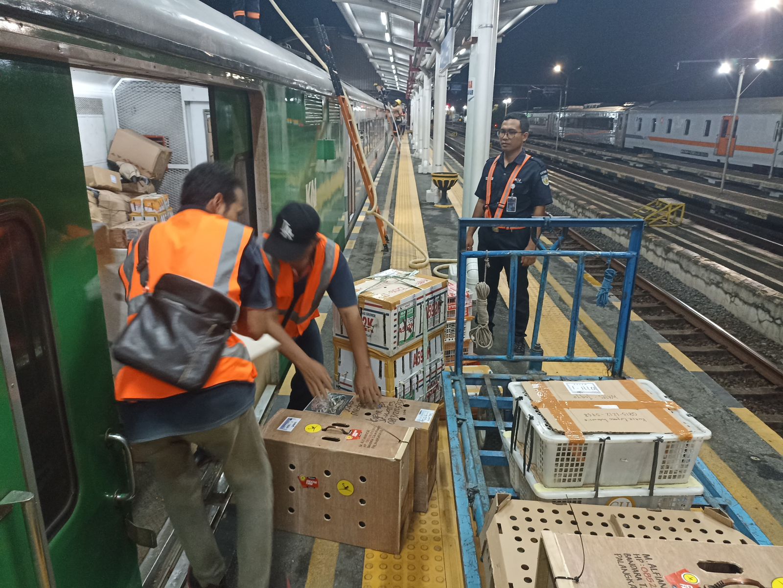 Pengiriman Barang via Rel Meningkat, BHP KAI Purwokerto Dorong Pertumbuhan Ekonomi Kerakyatan