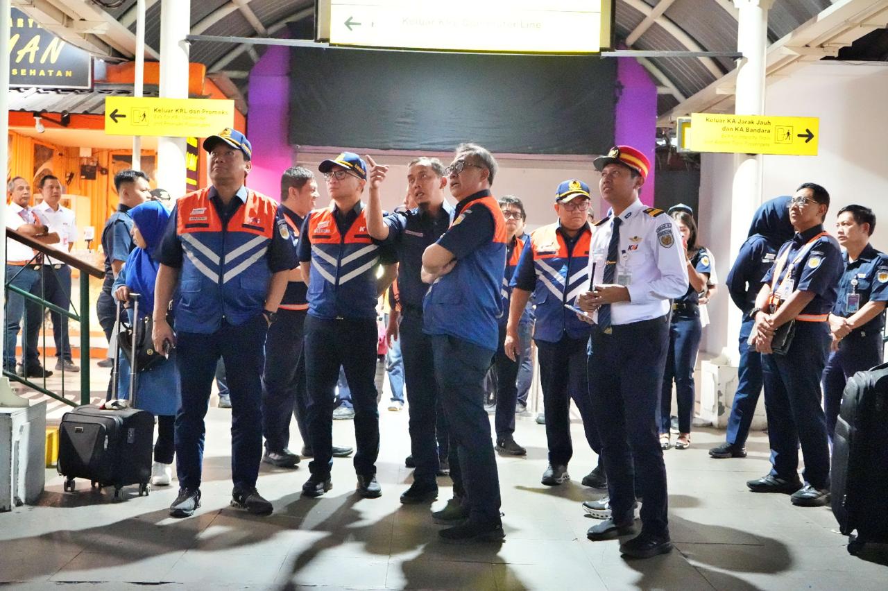 Inspeksi Jalur Selatan, KAI Pastikan Kesiapan Total Angkutan Nataru 20252026 di Yogyakarta