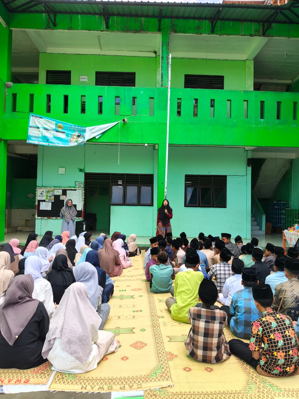 Pererat Silaturahmi, MI Nurrohmah Bina Insani Gelar Halal Bihalal