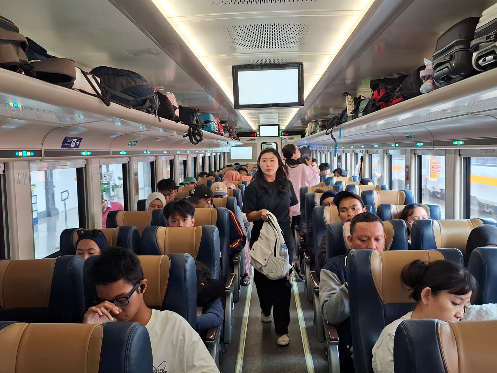 KAI Modernisasi Layanan, KA Singasari dan Bangunkarta Gunakan Rangkaian Baru Mulai 15 April 2026