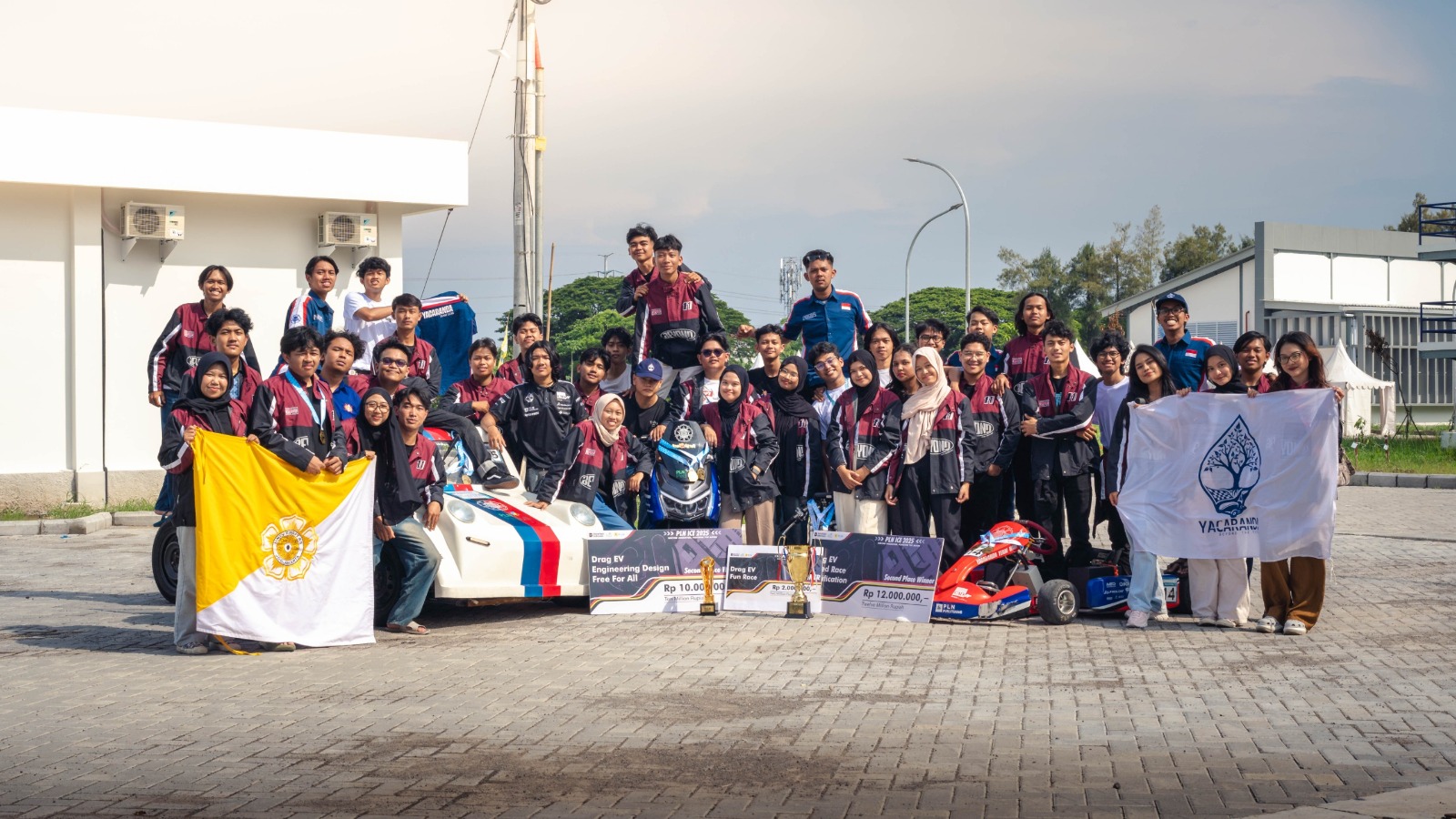 Mahasiswa UGM Ukir Prestasi Internasional, Mobil Listrik EV-4 Juara di Malaysia