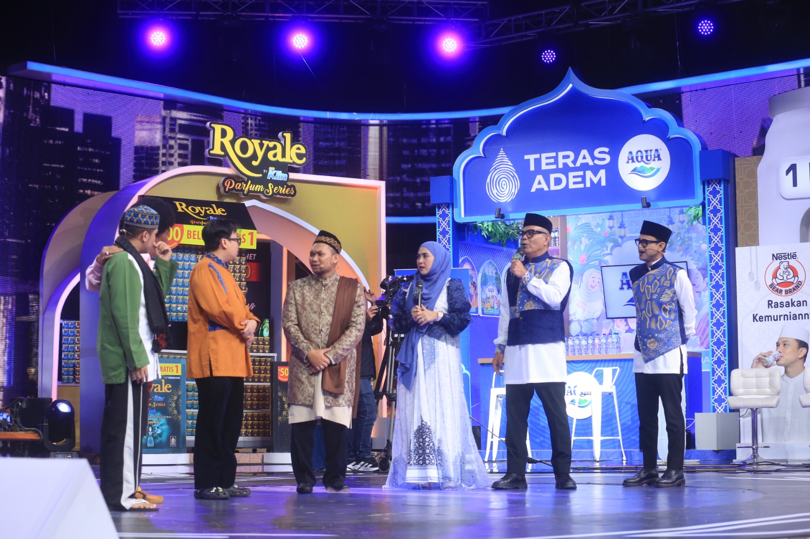 vivo Y13d Pro resmi meluncur di Indonesia dengan baterai 7.000 mAh, fast charging 90W, serta desain tahan air dan banting. Cocok untuk aktivitas non-stop sepanjang hari.