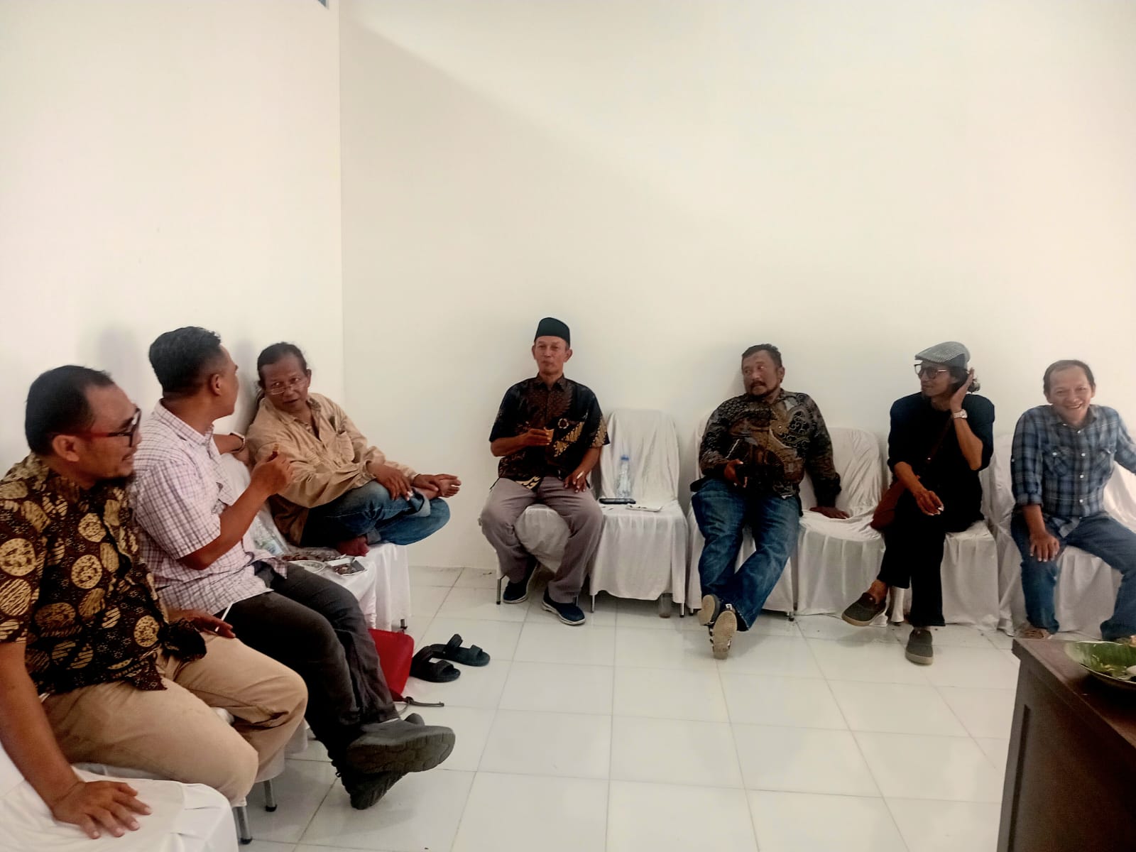 Halal Bihalal IKPM Yogyakarta Penuh Keseruan, Alumni Gontor Nikmati Diskusi hingga Makan Bareng