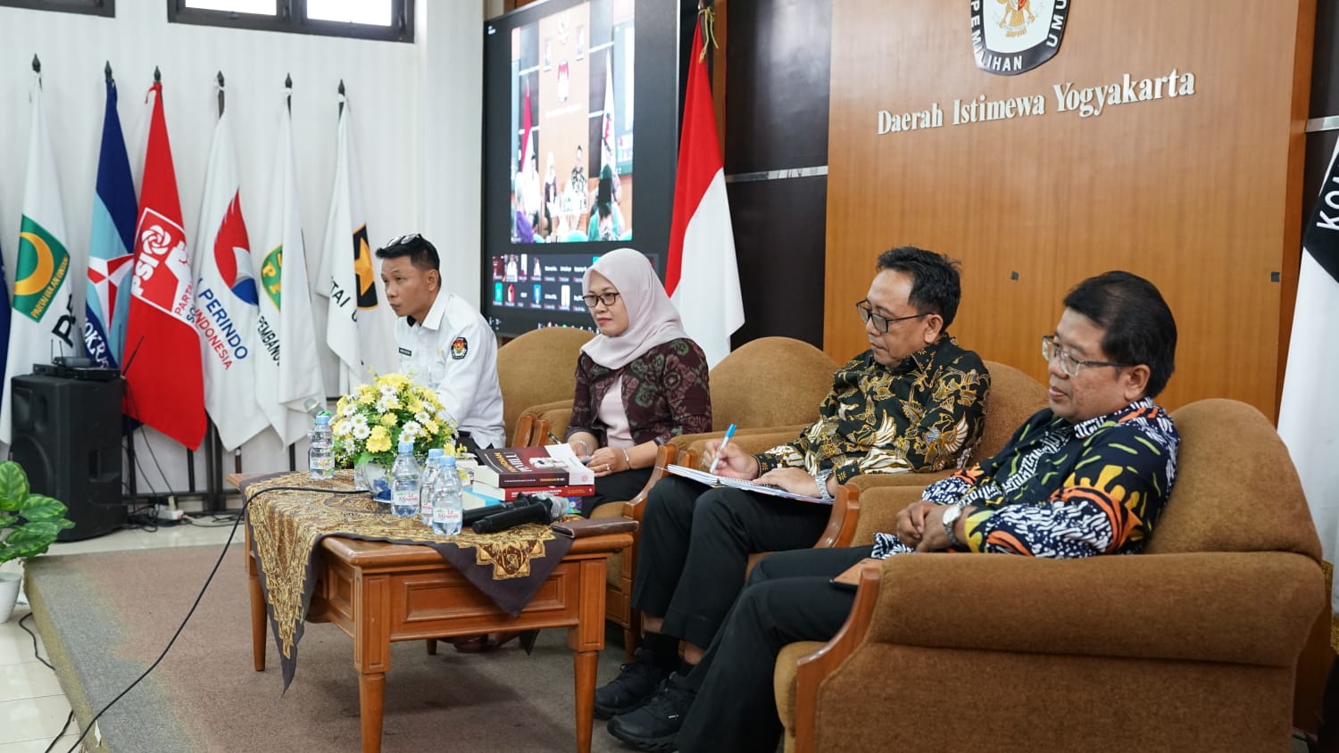 KPU DIY Perkuat Integritas Penyelenggara Pemilu Lewat Sosialisasi Etik dan Diskusi Penundaan Pemilu