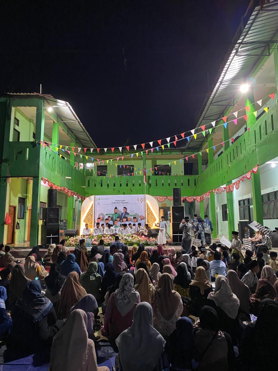 Maulid Nabi di MI Nurrohmah Dikemas Lewat MABIT dan Safari Berkisah